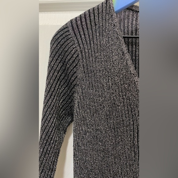 H & M Metallic Cardigan Size Medium - Picture 3 of 6